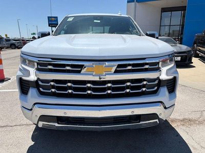 2026 Chevrolet Silverado 1500 — photo 8 view