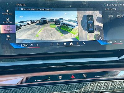 2027 BMW 5 Series — photo 11 view