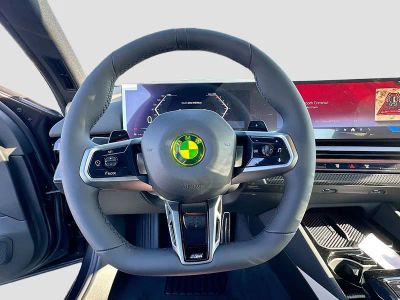 2027 BMW 5 Series — photo 8 view