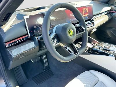2027 BMW 5 Series — photo 7 view