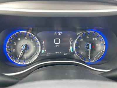 2022 Chrysler Pacifica — photo 9 view