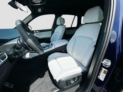 2026 BMW X5 — photo 15 view