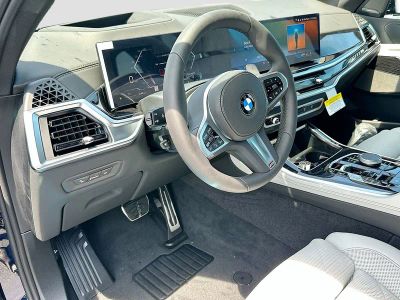 2026 BMW X5 — photo 7 view