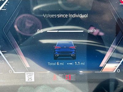 2026 BMW X5 — photo 9 view