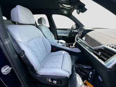 2026 BMW X5 — photo 23 view