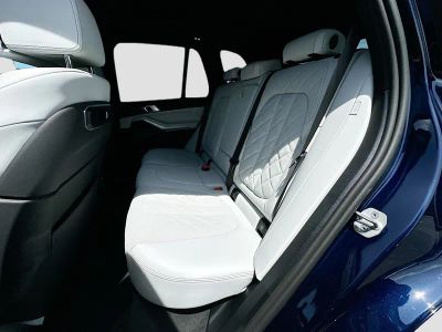 2026 BMW X5 — photo 19 view