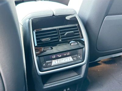 2026 BMW X5 — photo 20 view