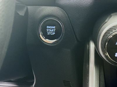 2023 Toyota RAV4 — photo 20 view