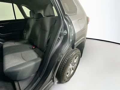 2023 Toyota RAV4 — photo 26 view