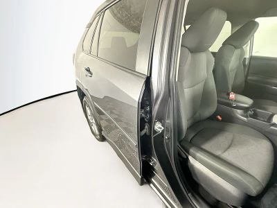 2023 Toyota RAV4 — photo 28 view