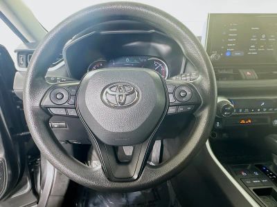 2023 Toyota RAV4 — photo 15 view