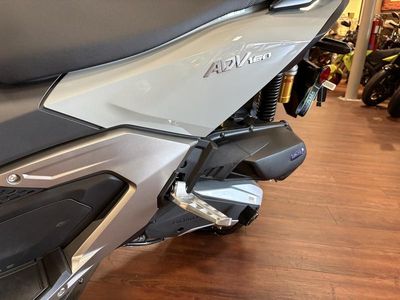 2026 Honda ADV160 - Photo 11