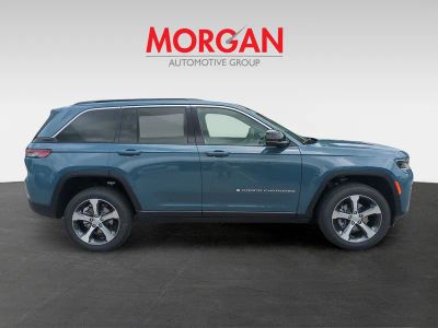 2026 Jeep Grand Cherokee — interior view