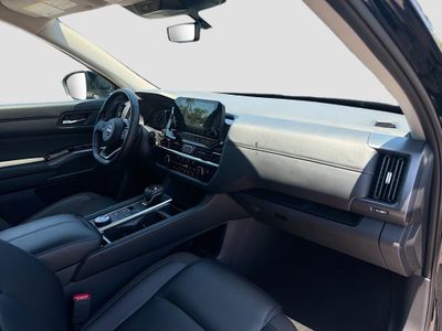 2025 Nissan Pathfinder - Photo 14