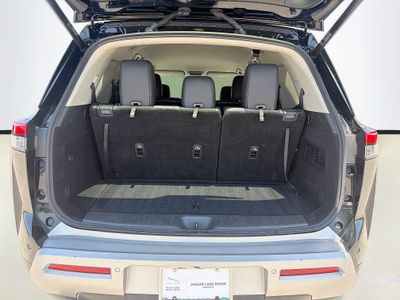 2025 Nissan Pathfinder - Photo 12