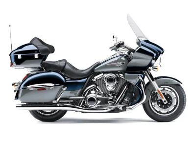 2025 Kawasaki Vulcan® 1700 Voyager® ABS — front three-quarter view