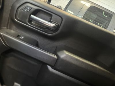 2024 Chevrolet Silverado 2500HD — photo 21 view