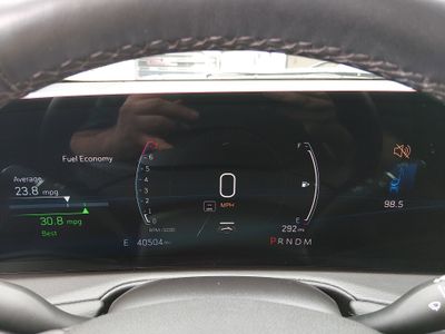 2025 Cadillac XT4 — photo 14 view