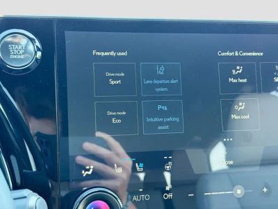 2026 Lexus TX — photo 32 view