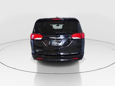 2024 Chrysler Voyager - Photo 6