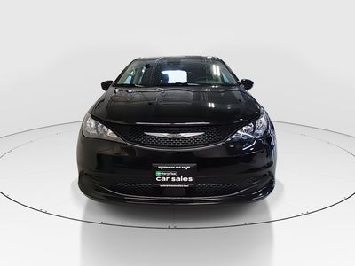 2024 Chrysler Voyager - Photo 2