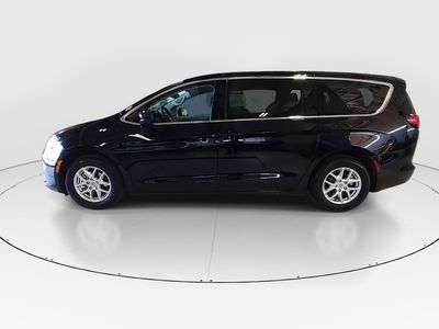2024 Chrysler Voyager - Photo 4