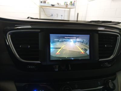 2024 Chrysler Voyager - Photo 16
