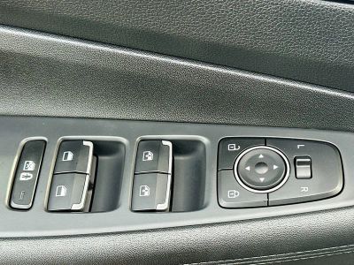 2023 Hyundai Santa Fe — photo 18 view