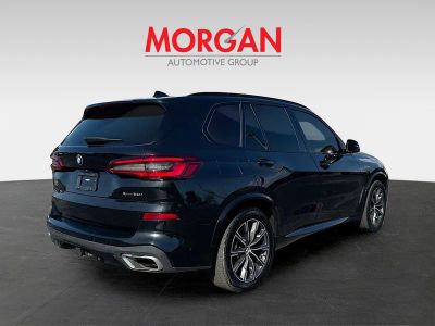 2019 BMW X5 — engine compartment view