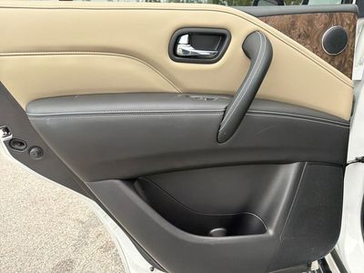 2023 INFINITI QX80 — photo 32 view