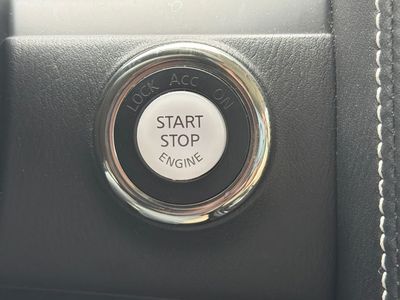 2023 INFINITI QX80 — photo 25 view