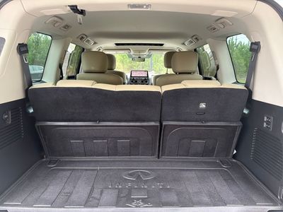 2023 INFINITI QX80 — photo 34 view