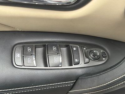 2023 INFINITI QX80 — photo 31 view
