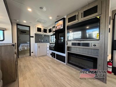 2026 Palomino SolAire - Photo 9