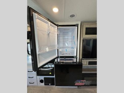 2026 Palomino SolAire - Photo 13