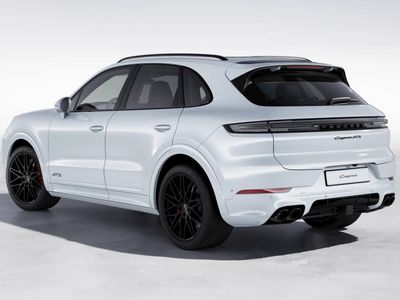 2026 Porsche Cayenne - Photo 3