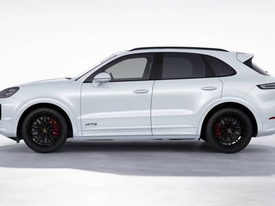 2026 Porsche Cayenne - Photo 2