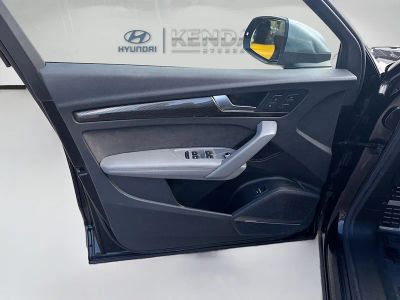 2022 Audi SQ5 — photo 17 view
