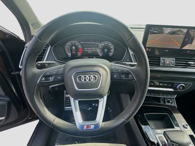 2022 Audi SQ5 — photo 8 view