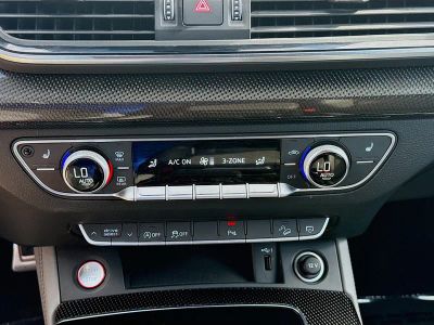 2022 Audi SQ5 — photo 12 view