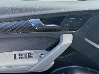 2022 Audi SQ5 — photo 14 view