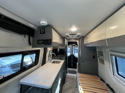 2024 Thor Motor Coach SANCTUARY - Photo 5
