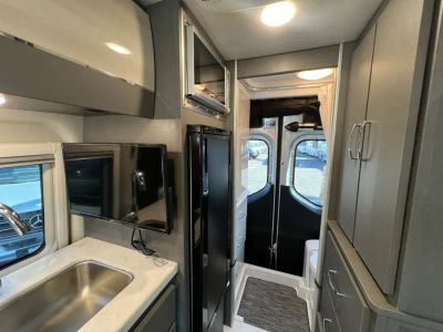 2024 Thor Motor Coach SANCTUARY - Photo 8