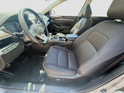 2023 Nissan Altima — photo 16 view