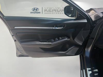 2023 Nissan Altima — photo 17 view