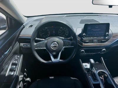 2023 Nissan Altima — photo 18 view