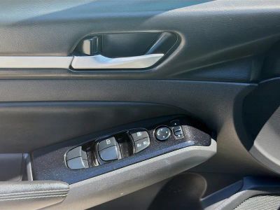 2023 Nissan Altima — photo 14 view