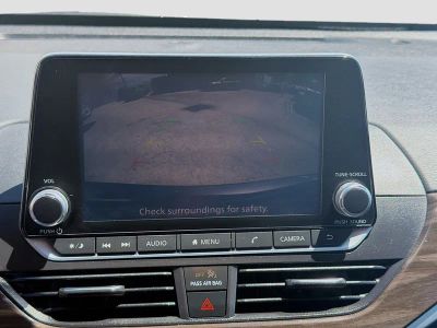 2023 Nissan Altima — photo 11 view