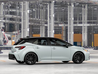 2026 Toyota Corolla Hatchback - Photo 13