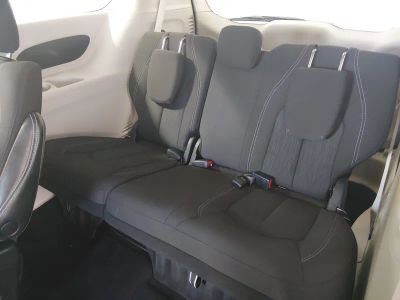 2023 Chrysler Voyager - Photo 18